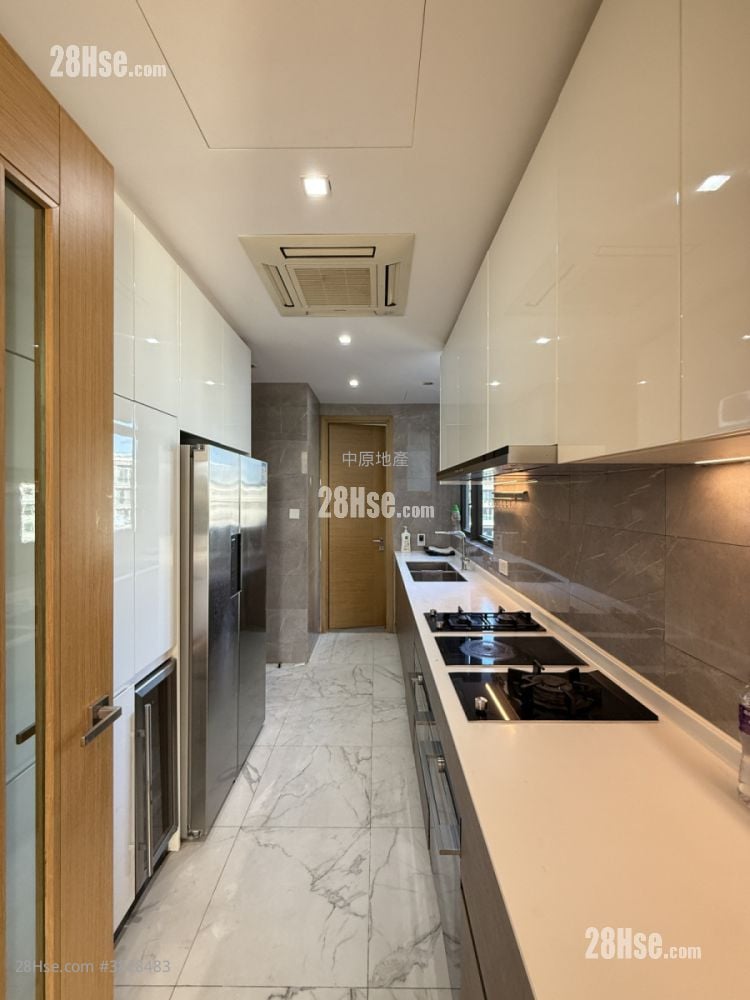 The Bloomsway Rental 1,349 ft²