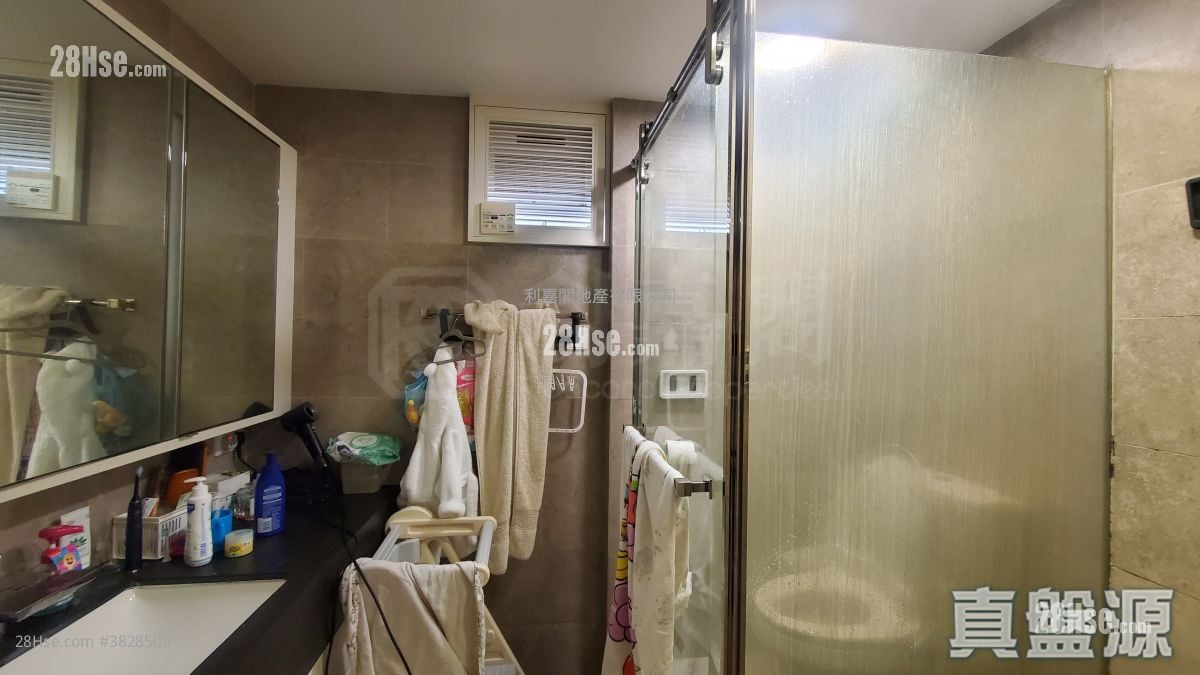 Taikoo Shing Sell 2 Bedrooms , 2 Bathrooms 1,114 ft²