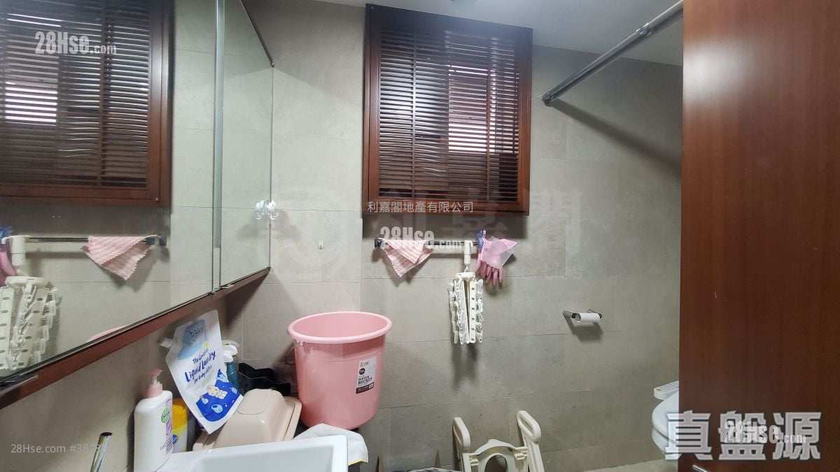 Taikoo Shing Sell 2 Bedrooms , 2 Bathrooms 1,114 ft²