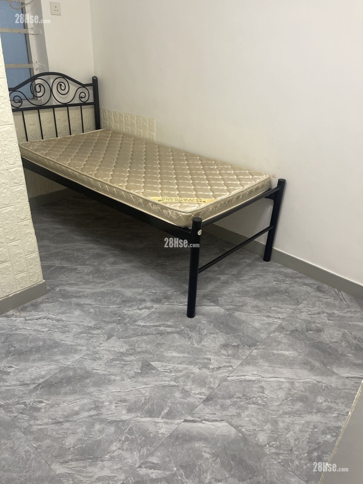 北帝大厦 租盤 110 平方呎