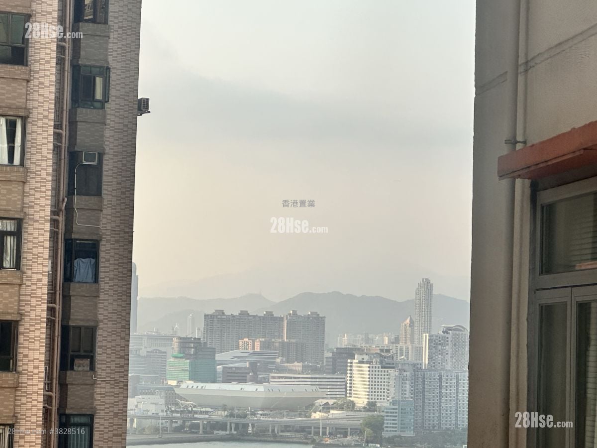 Kam Tao Building Sell 2 Bedrooms , 1 Bathroom 628 ft²