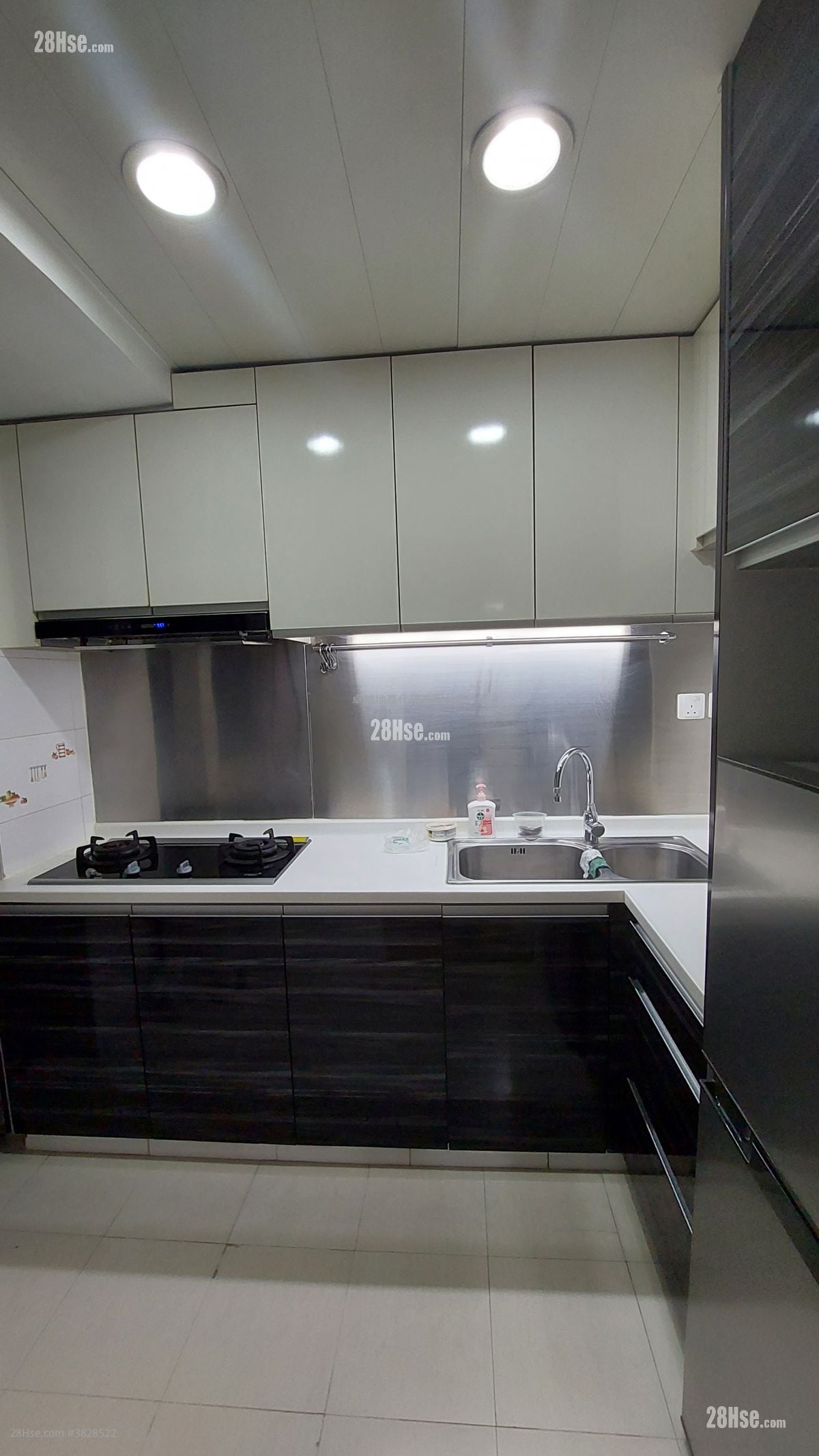 富澤花園 租盤 3 房 , 2 浴室 650 平方呎