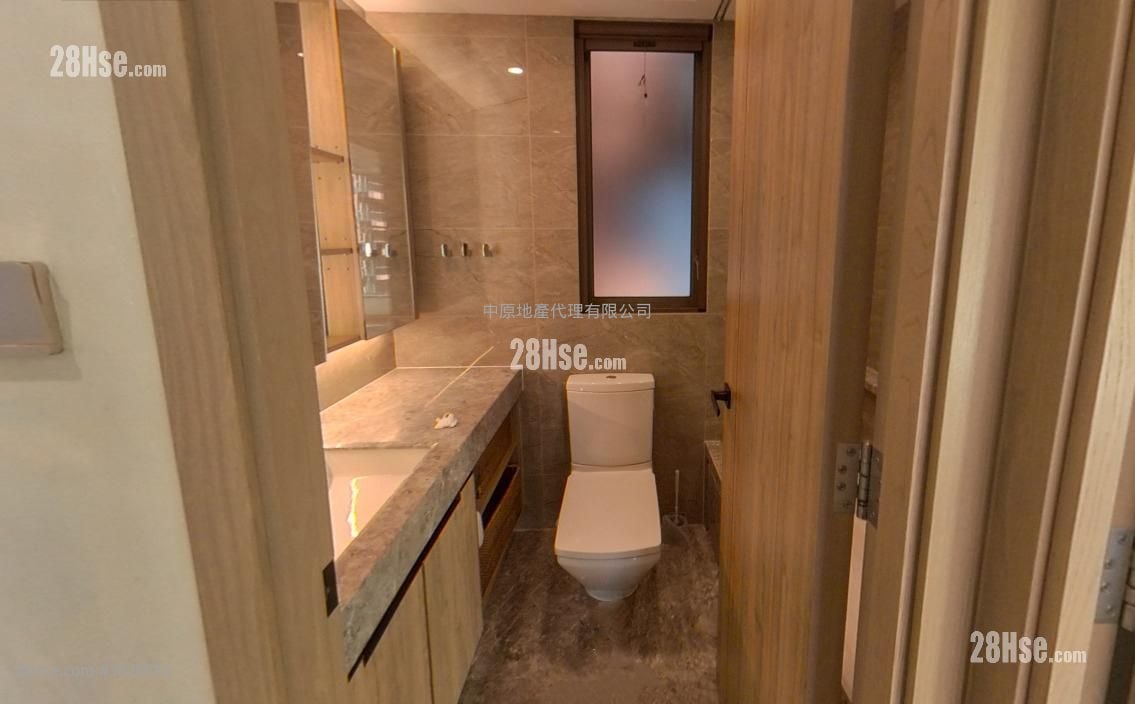 Centra Horizon Sell 3 Bedrooms 1,019 ft²