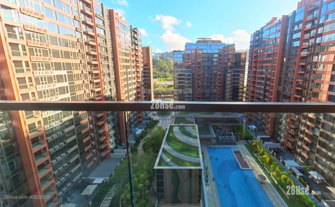 Centra Horizon Sell 3 Bedrooms 1,019 ft²