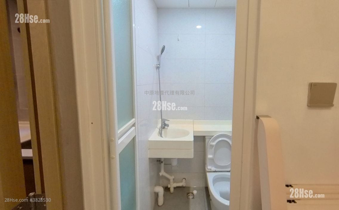 Centra Horizon Sell 3 Bedrooms 1,019 ft²