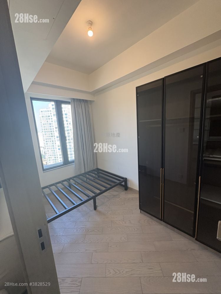 Regency Bay Sell 1 Bedroom , 1 Bathroom 299 ft²