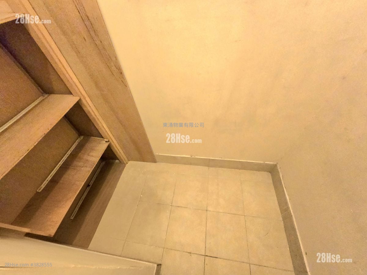 映湾园 售盘 3 房 , 2 浴室 956 平方尺