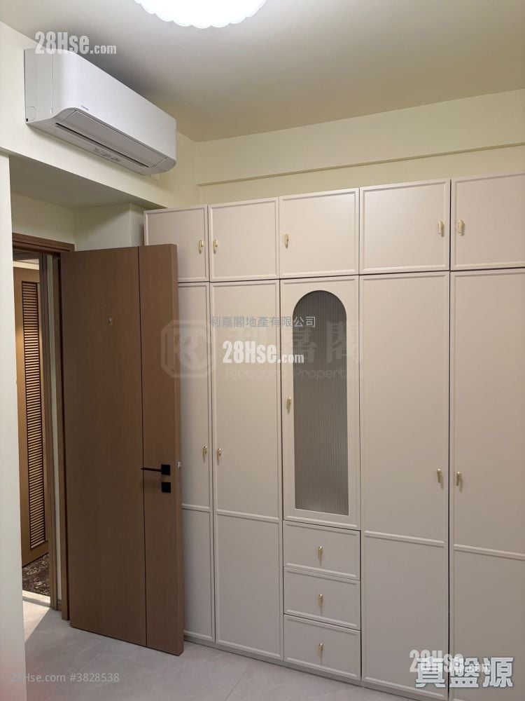 #Lyos Rental 460 ft²