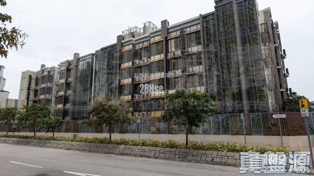 #Lyos Rental 460 ft²