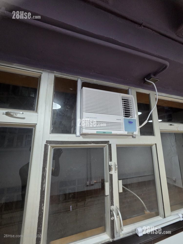 Golden Dragon Industrial Centre Rental 1 Toilet