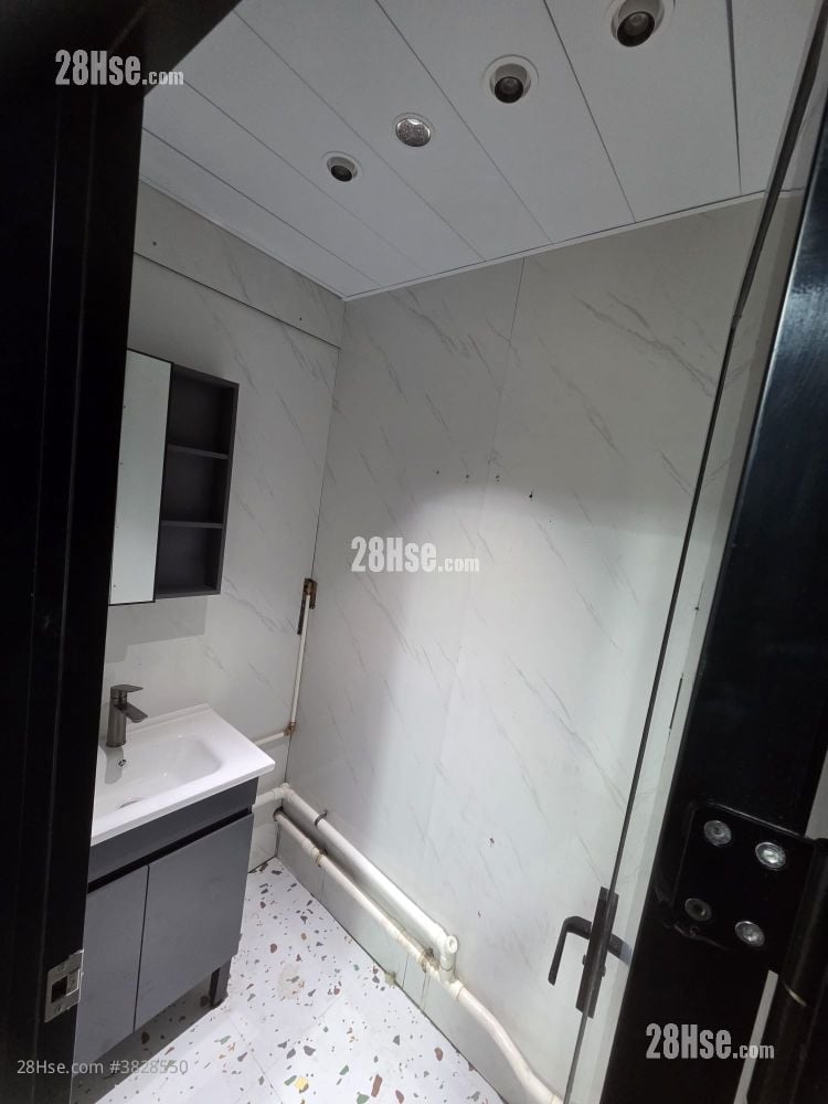 Golden Dragon Industrial Centre Rental 1 Toilet