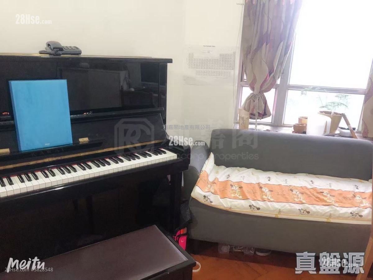 Kingswood Villas Rental 548 ft²