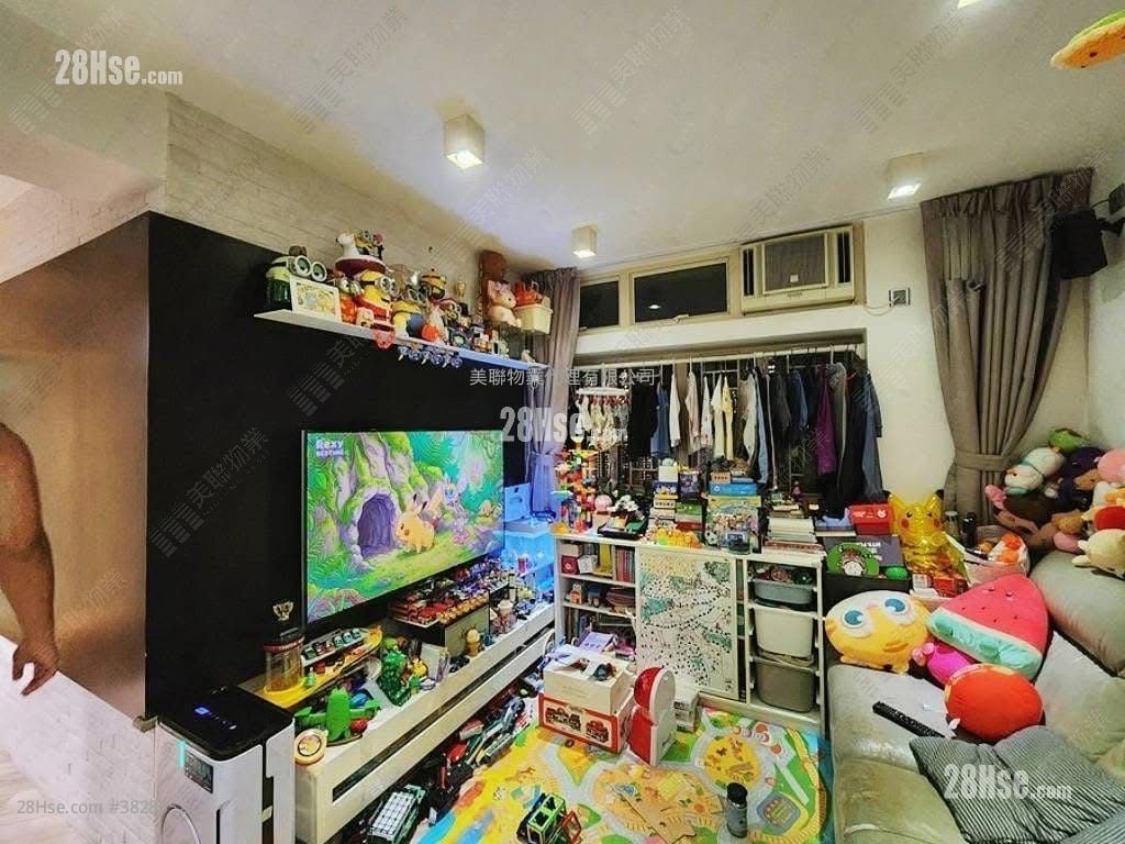 Waterside Plaza Sell 3 Bedrooms 572 ft²