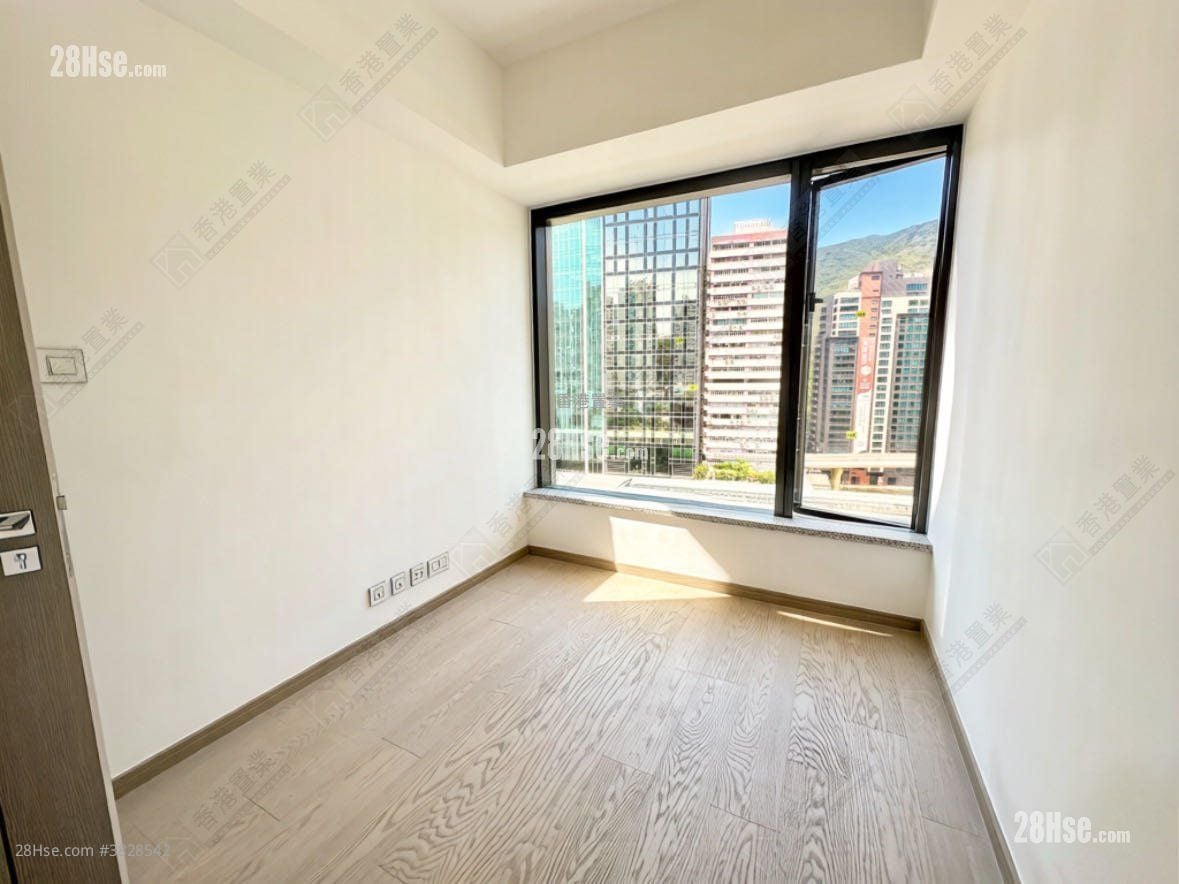 The Southside Rental 3 Bedrooms , 3 Bathrooms 1,006 ft²