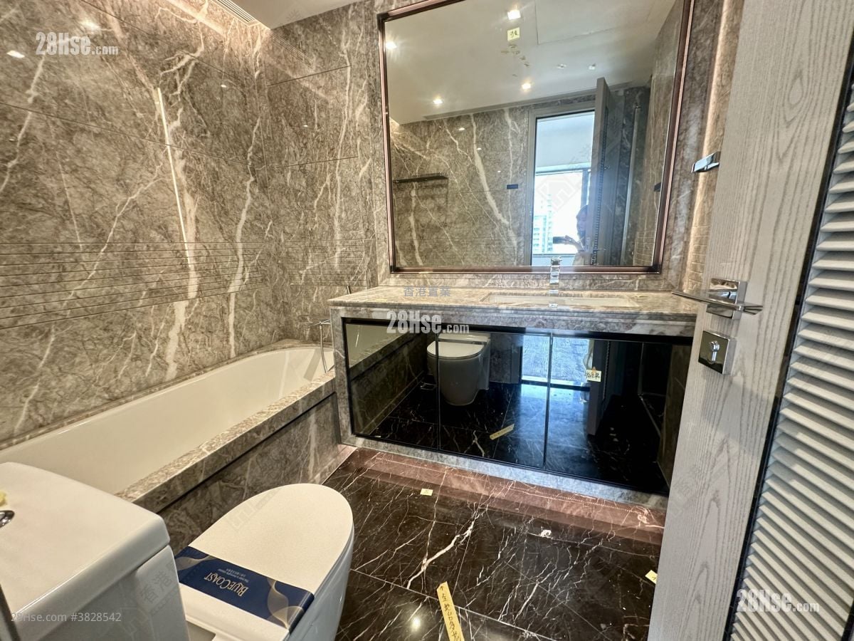 The Southside Rental 3 Bedrooms , 3 Bathrooms 1,006 ft²