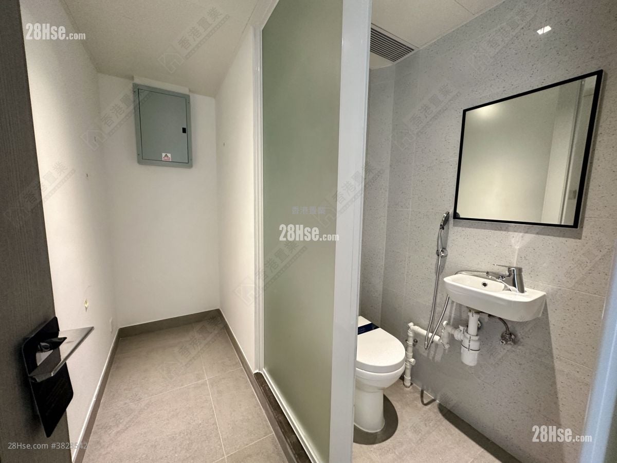 The Southside Rental 3 Bedrooms , 3 Bathrooms 1,006 ft²