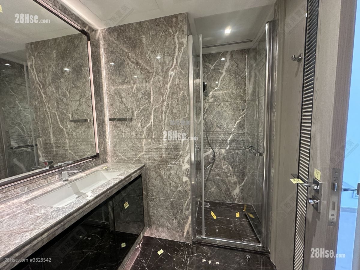 The Southside Rental 3 Bedrooms , 3 Bathrooms 1,006 ft²