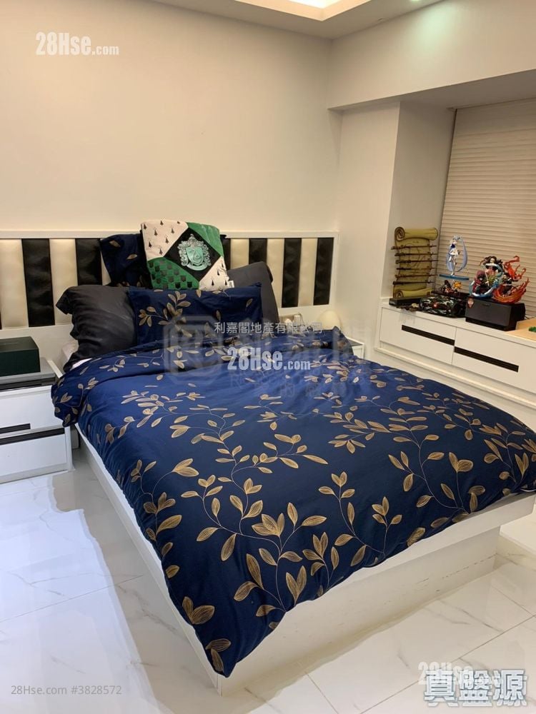 Laguna Verde Sell 4 Bedrooms 1,102 ft²