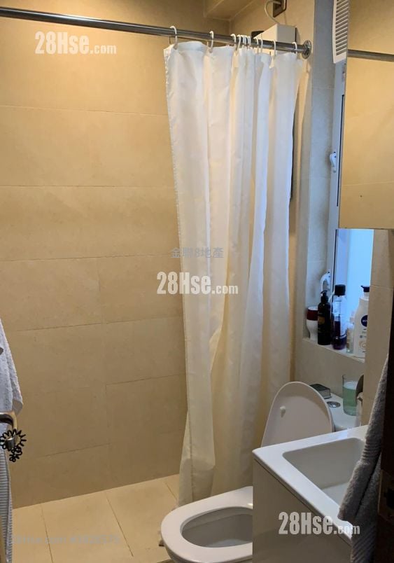 新春園大廈 租盤 2 房 , 1 浴室 364 平方呎