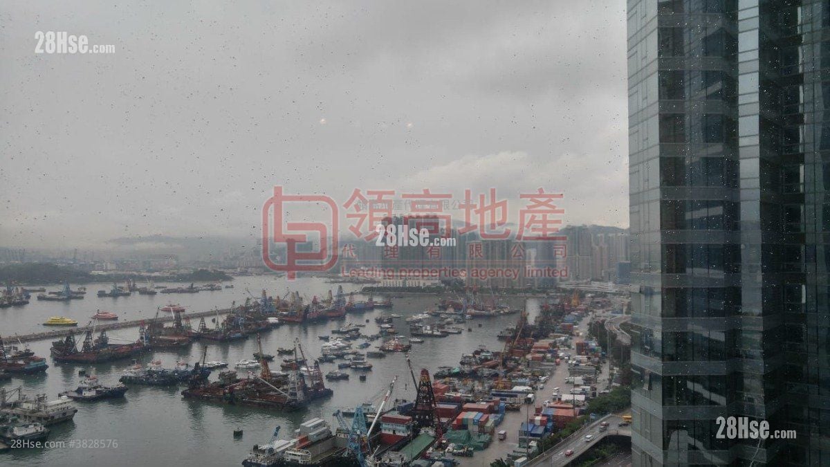 The Cullinan Sell 3 Bedrooms , 2 Bathrooms 900 ft²