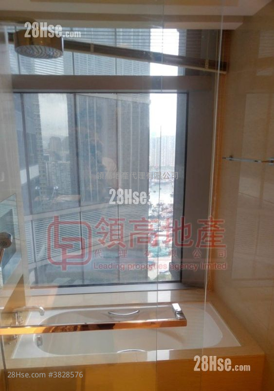 The Cullinan Sell 3 Bedrooms , 2 Bathrooms 900 ft²