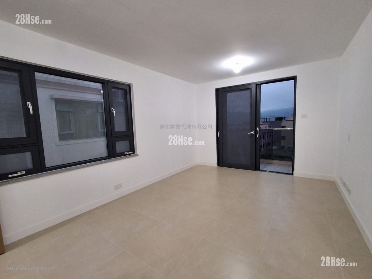 村屋 租盘 3 房 , 1 浴室 700 平方尺