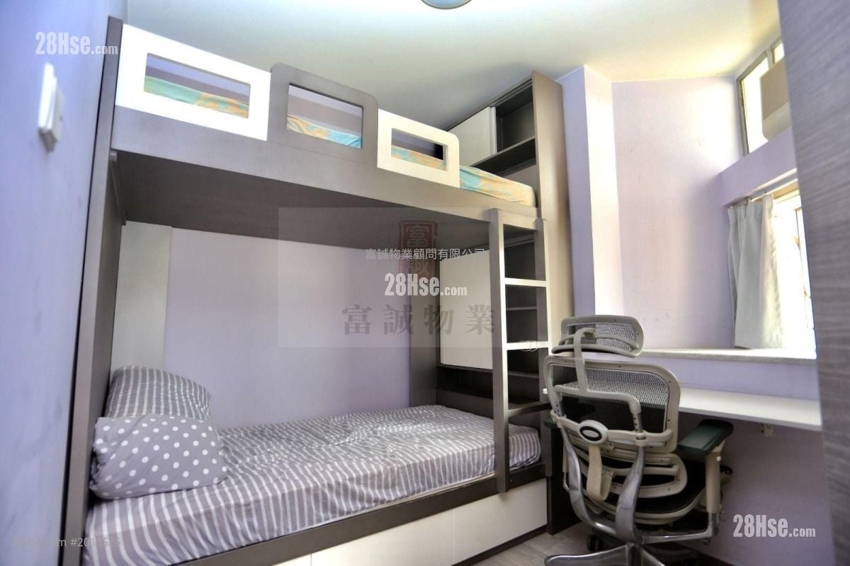 晓丽苑 售盘 3 房 , 1 浴室 596 平方尺