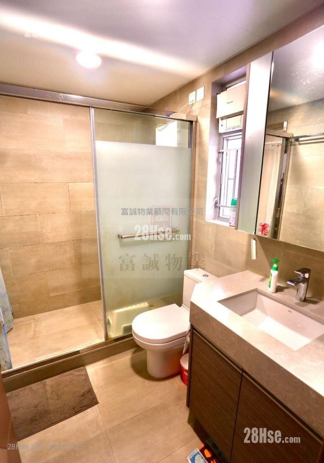 晓丽苑 售盘 3 房 , 1 浴室 596 平方尺