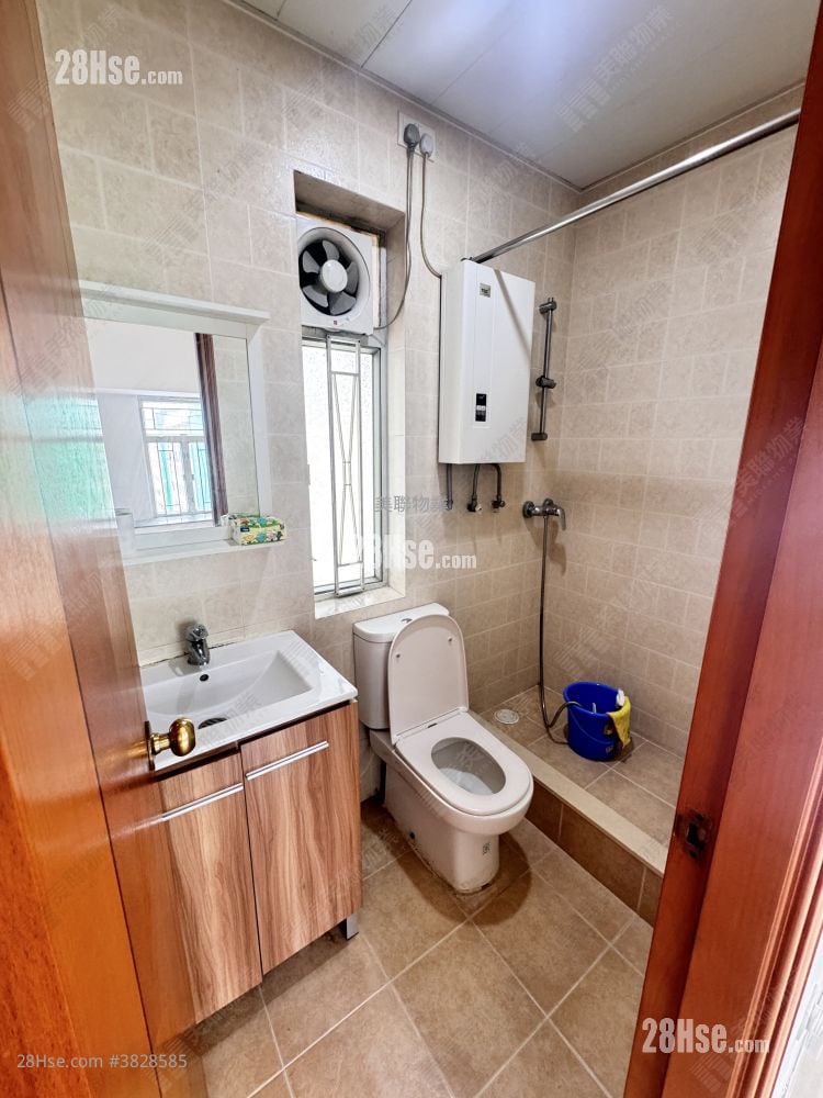 宝星中心 租盘 2 房 , 1 浴室 327 平方尺