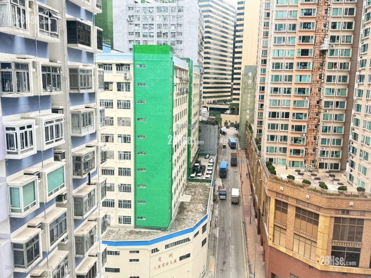 宝星中心 租盘 2 房 , 1 浴室 327 平方尺