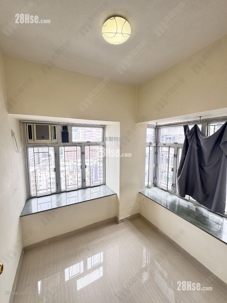 宝星中心 租盘 2 房 , 1 浴室 327 平方尺