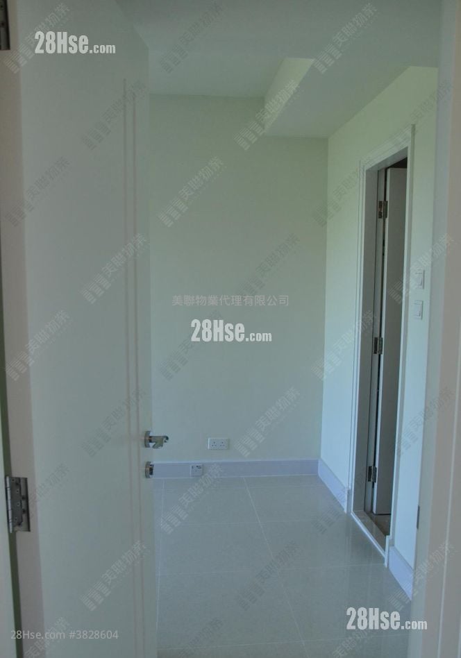 领峰 售盘 3 房 730 平方尺