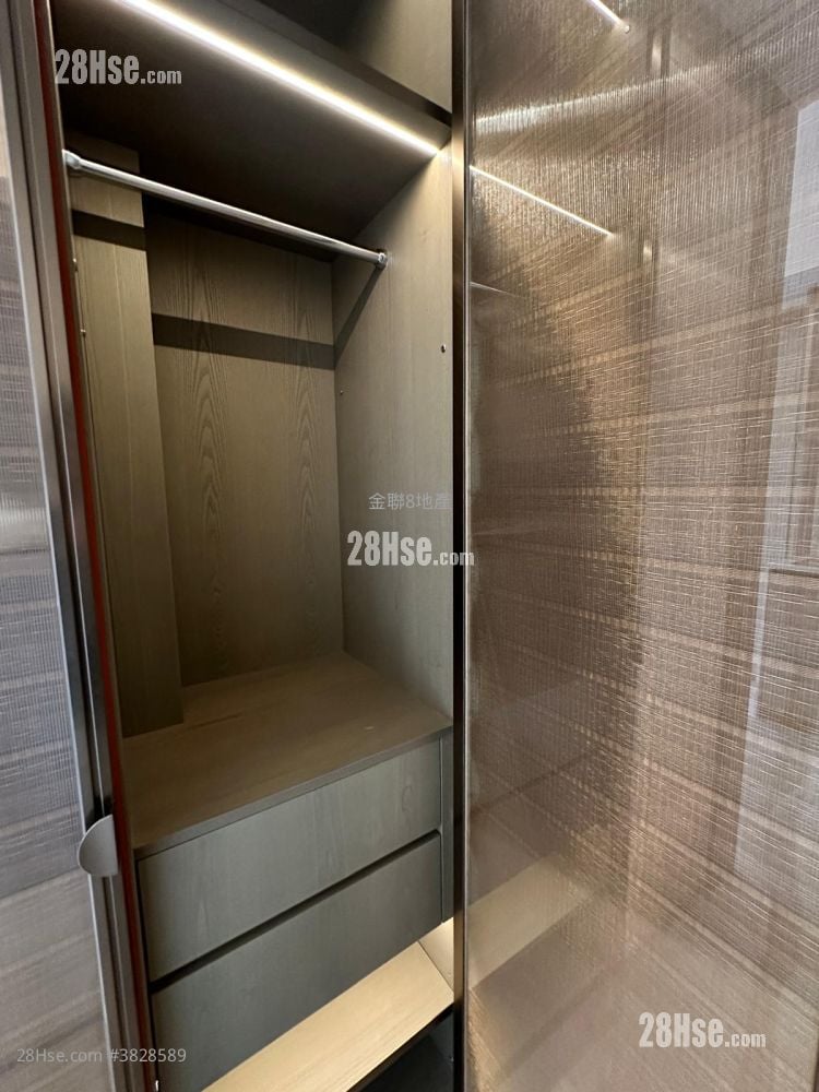 Caine Hill 租盘 1 房 , 1 浴室 289 平方尺