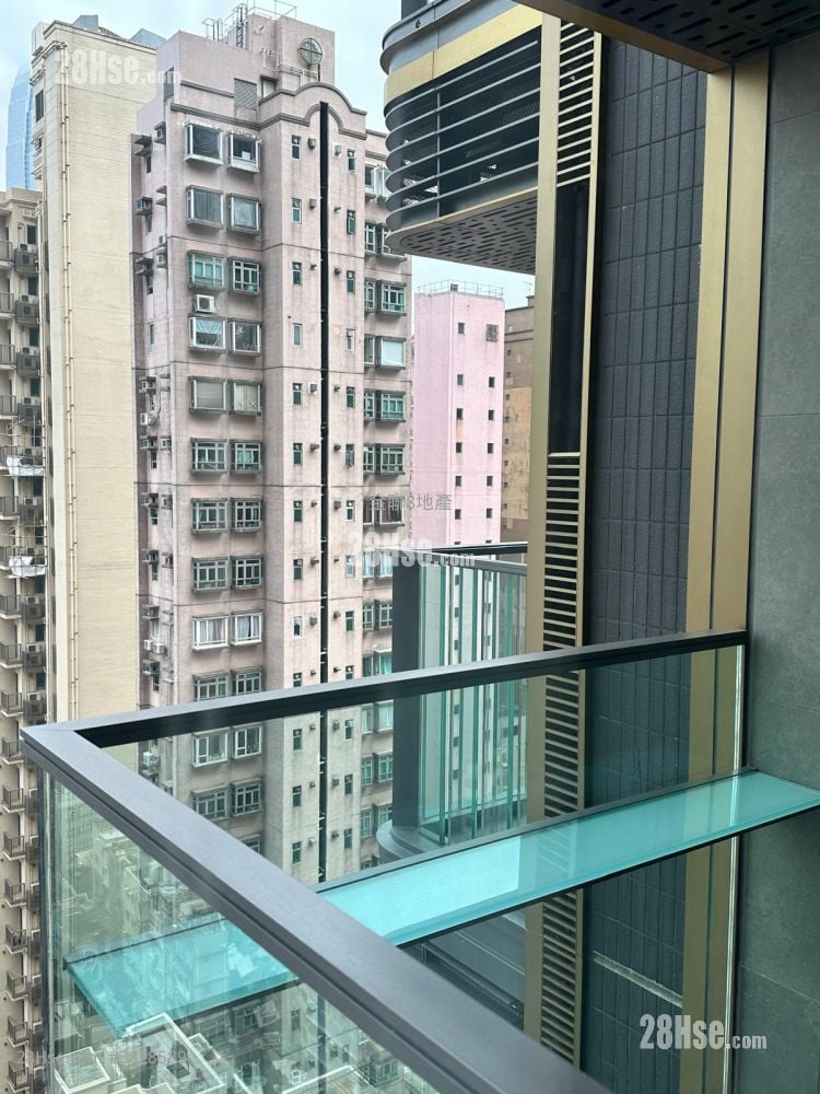 Caine Hill 租盘 1 房 , 1 浴室 289 平方尺