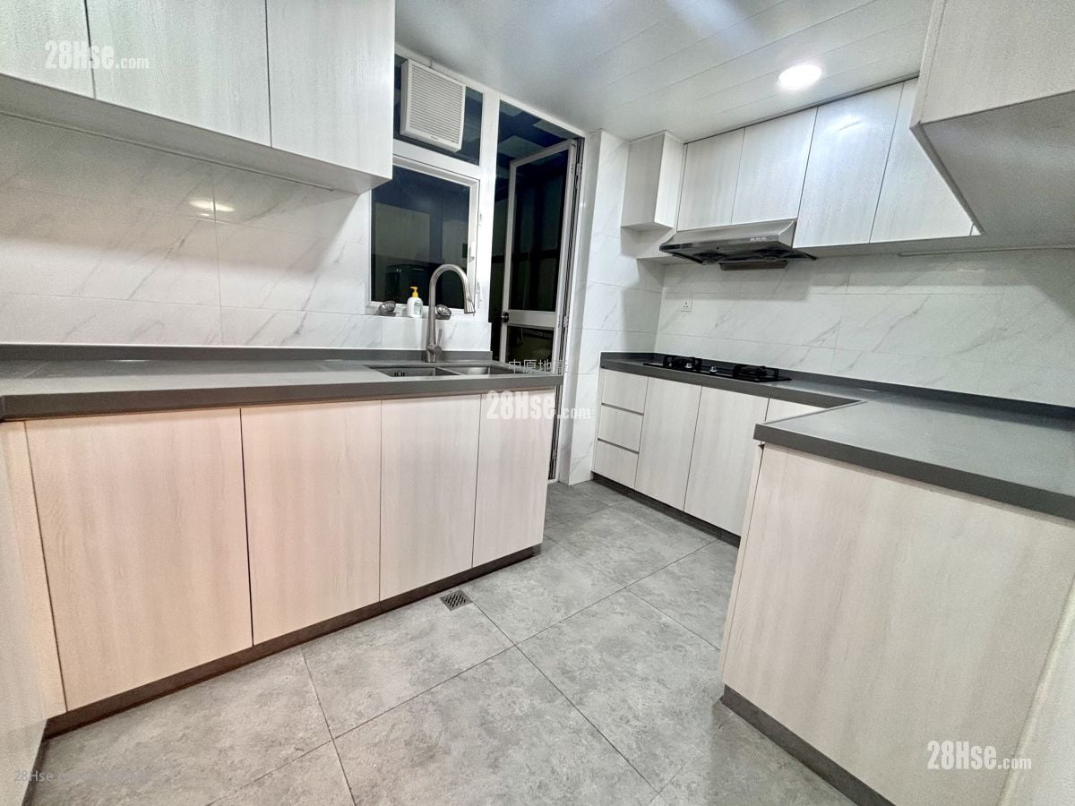 倚龙山庄 租盘 3 房 , 2 浴室 1,551 平方尺