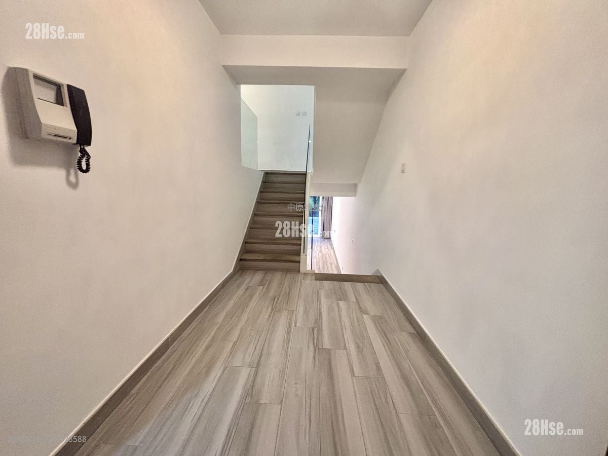 倚龙山庄 租盘 3 房 , 2 浴室 1,551 平方尺