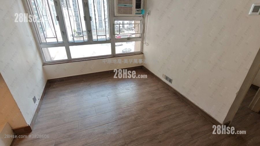 美孚新邨 售盘 3 房 , 2 浴室 579 平方尺