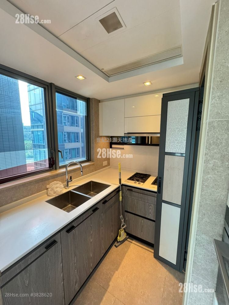 St Martin Rental 3 Bedrooms , 2 Bathrooms 781 ft²