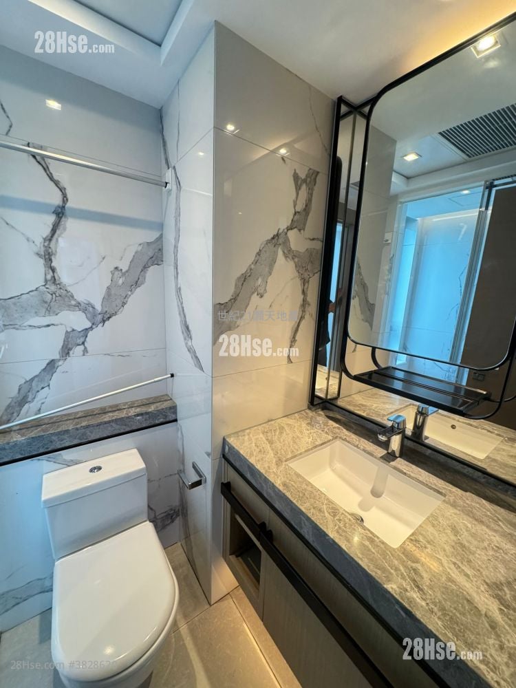 St Martin Rental 3 Bedrooms , 2 Bathrooms 781 ft²