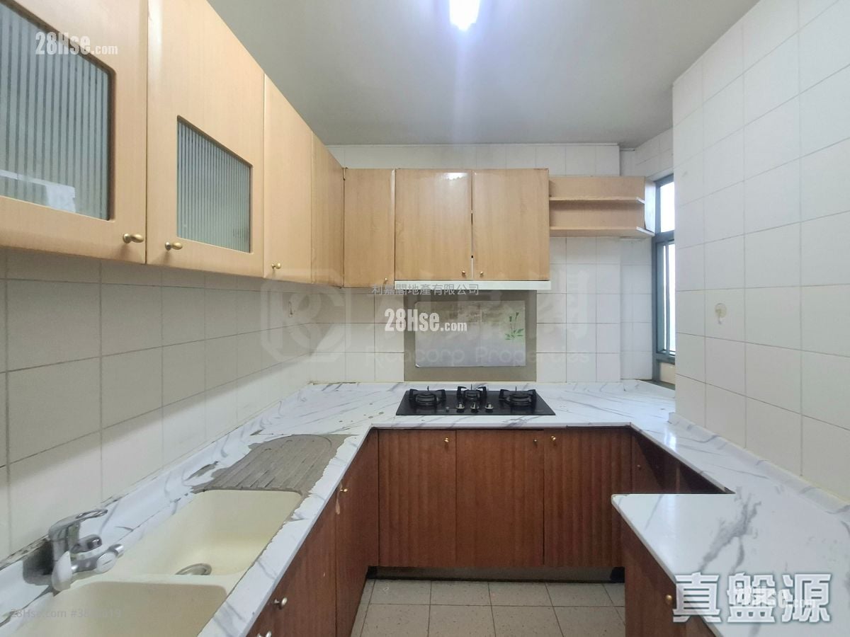 海堤灣畔 售盤 3 房 , 3 浴室 854 平方呎