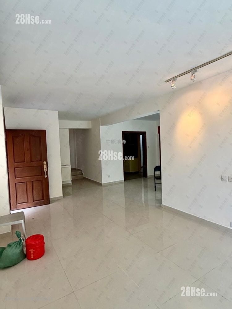 碧翠花园 售盘 4 房 , 3 浴室 1,741 平方尺