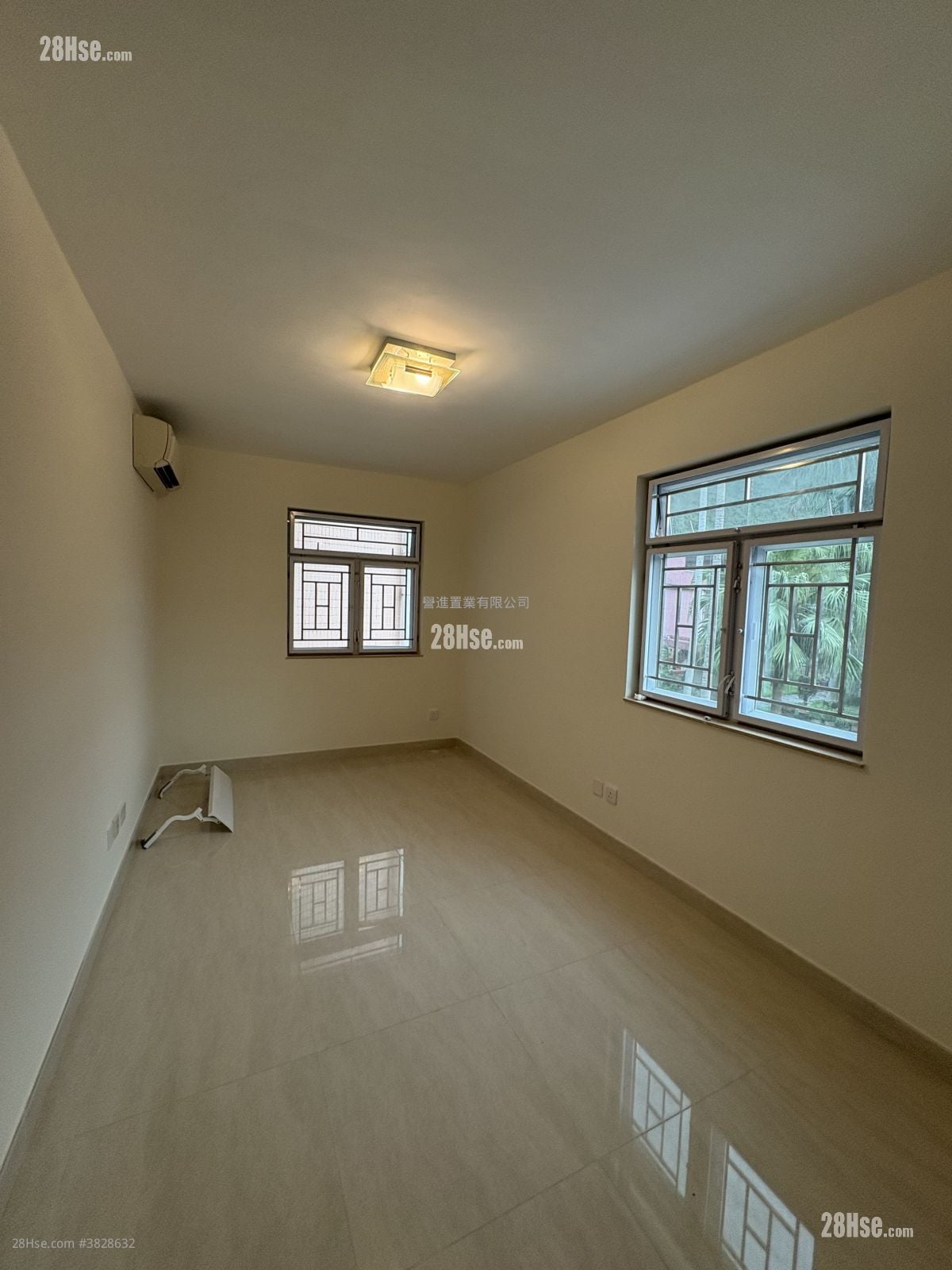 Village Rental 2 Bedrooms , 1 Bathroom 700 ft²