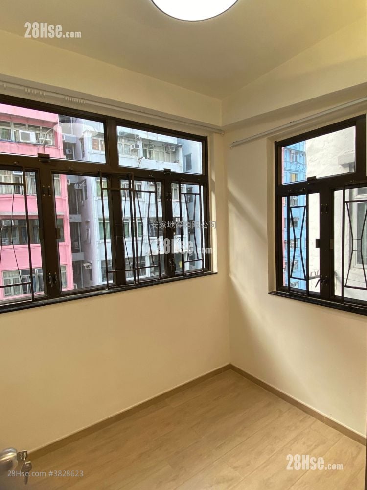 Chung Wo Building Rental 1 Bedroom , 1 Bathroom 200 ft²