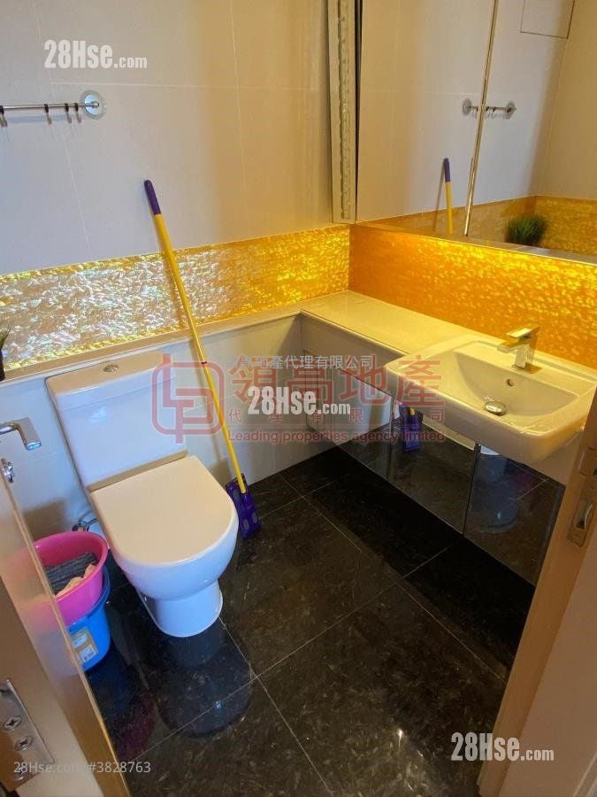 The Masterpiece Sell 1 Bedroom , 2 Bathrooms 817 ft²