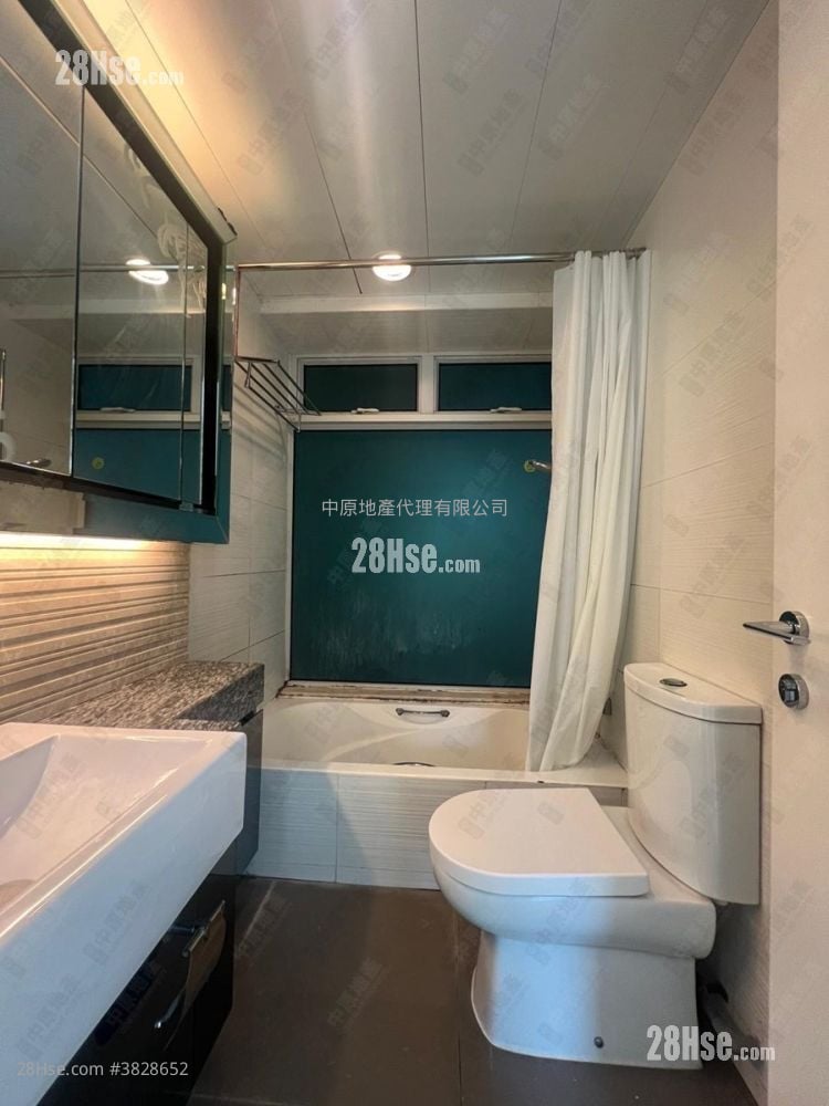 峻滢 售盘 3 房 , 2 浴室 694 平方尺