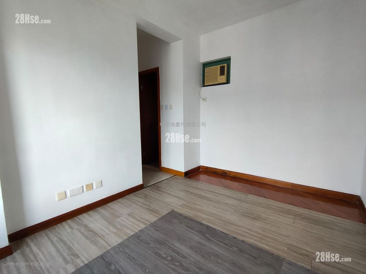 New Haven Sell 3 Bedrooms , 2 Bathrooms 731 ft²