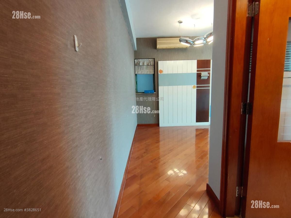 New Haven Sell 3 Bedrooms , 2 Bathrooms 731 ft²