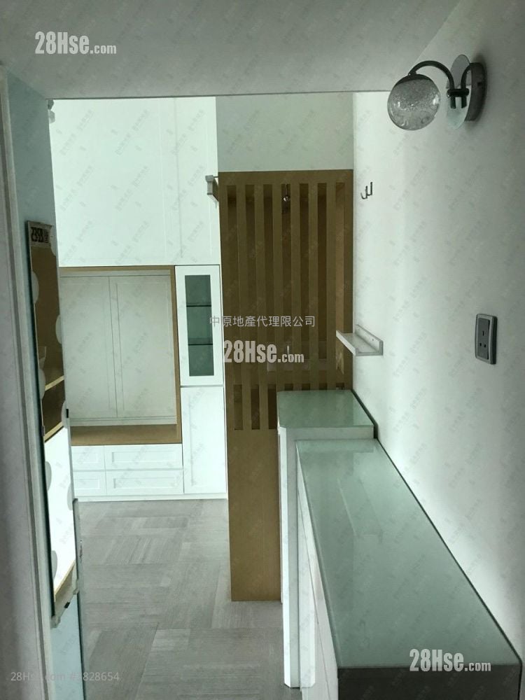 New Haven Sell 2 Bedrooms , 1 Bathroom 551 ft²