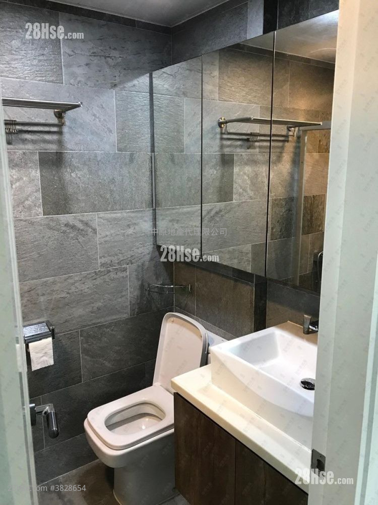 New Haven Sell 2 Bedrooms , 1 Bathroom 551 ft²