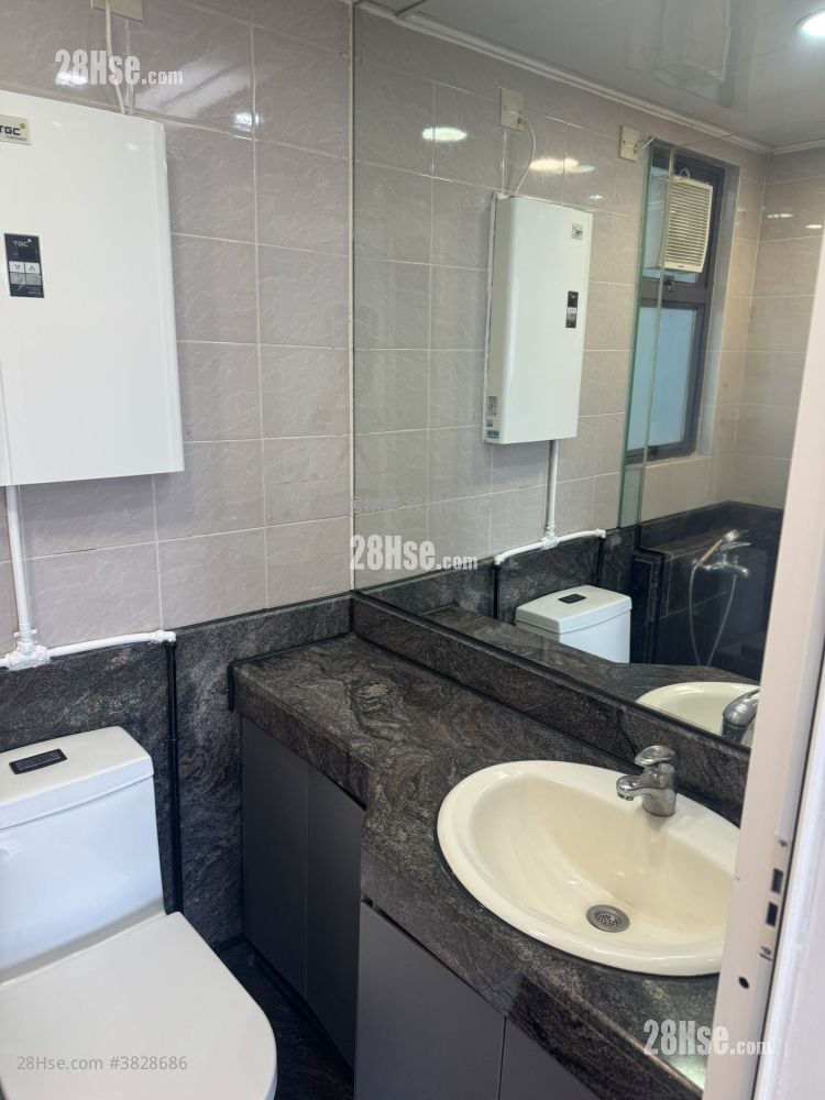 富华广场 售盘 2 房 , 1 浴室 339 平方尺